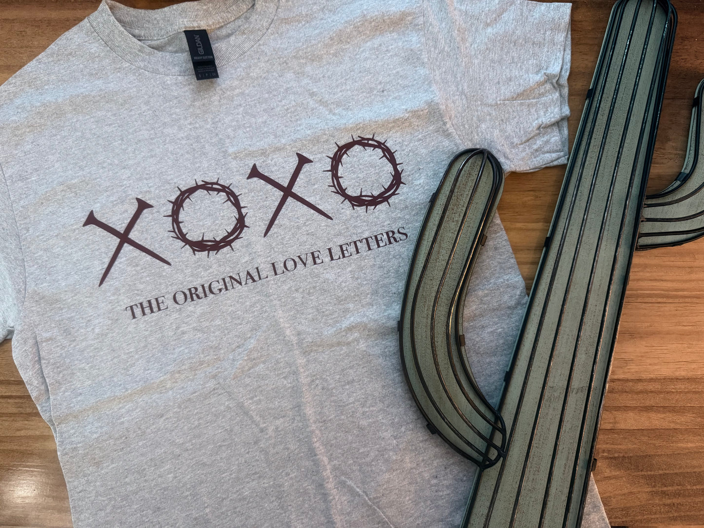 XOXO: The Original Love Letters Tee – Heather Grey