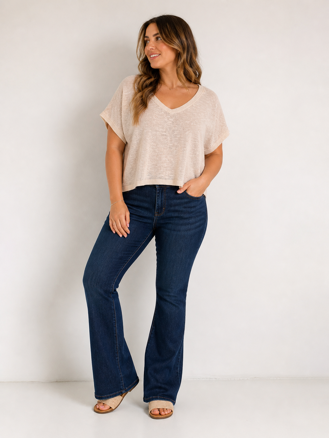 Canyon Wind V-Neck Relaxed Crop