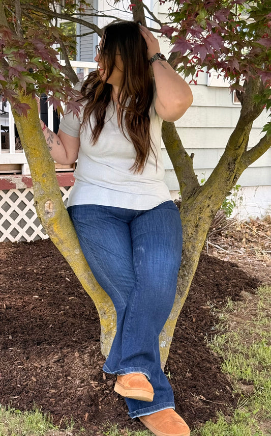 Grey Ribbed Relaxed-Fit V Neck Tee