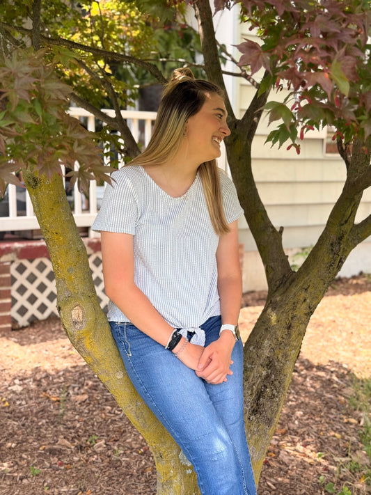 Sunday Stroll Knot Top